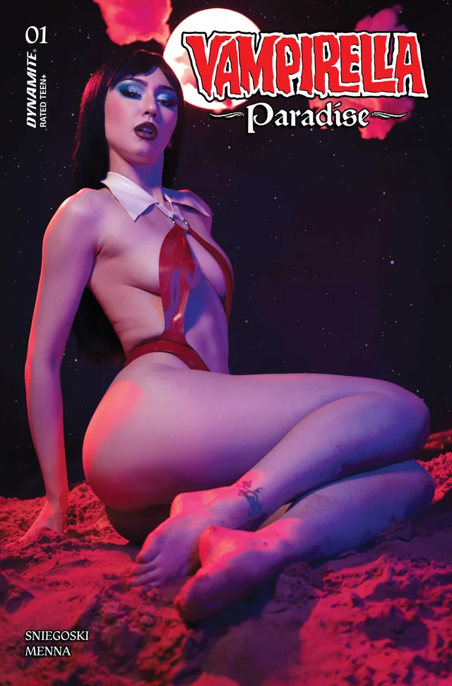 Tapa de Vampirella Paradise #1 · Cover D Lauren Delorean Cosplay Var